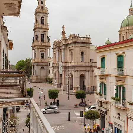 Pompei Central ゲストハウス 4*