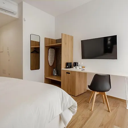 ゲストハウス Pompei Central 4*