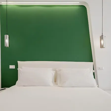 ゲストハウス Pompei Central 4*