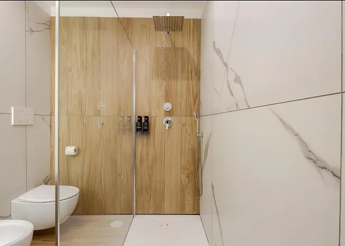 Pompei Central 4* פומפיי