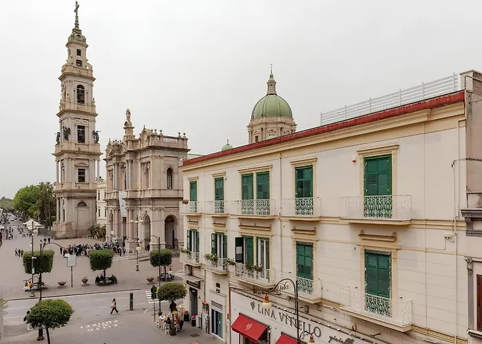 בית הארחה Pompei Central
