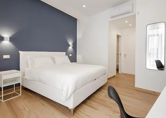 Pompei Central בית הארחה