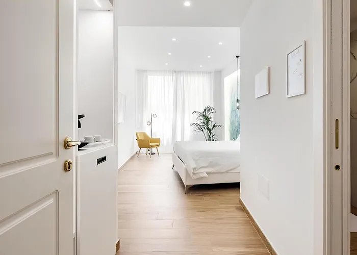 Pompei Central בית הארחה 4*